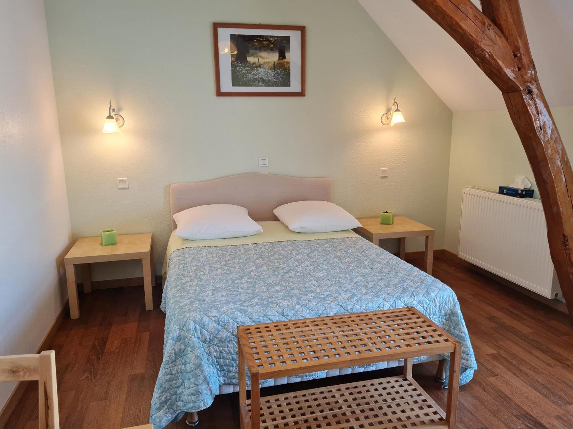 Ferme Renovee Au Calme - 4 Chambres, Petit-Dejeuner Inclu - Fr-1-590-450 Cravant  外观 照片