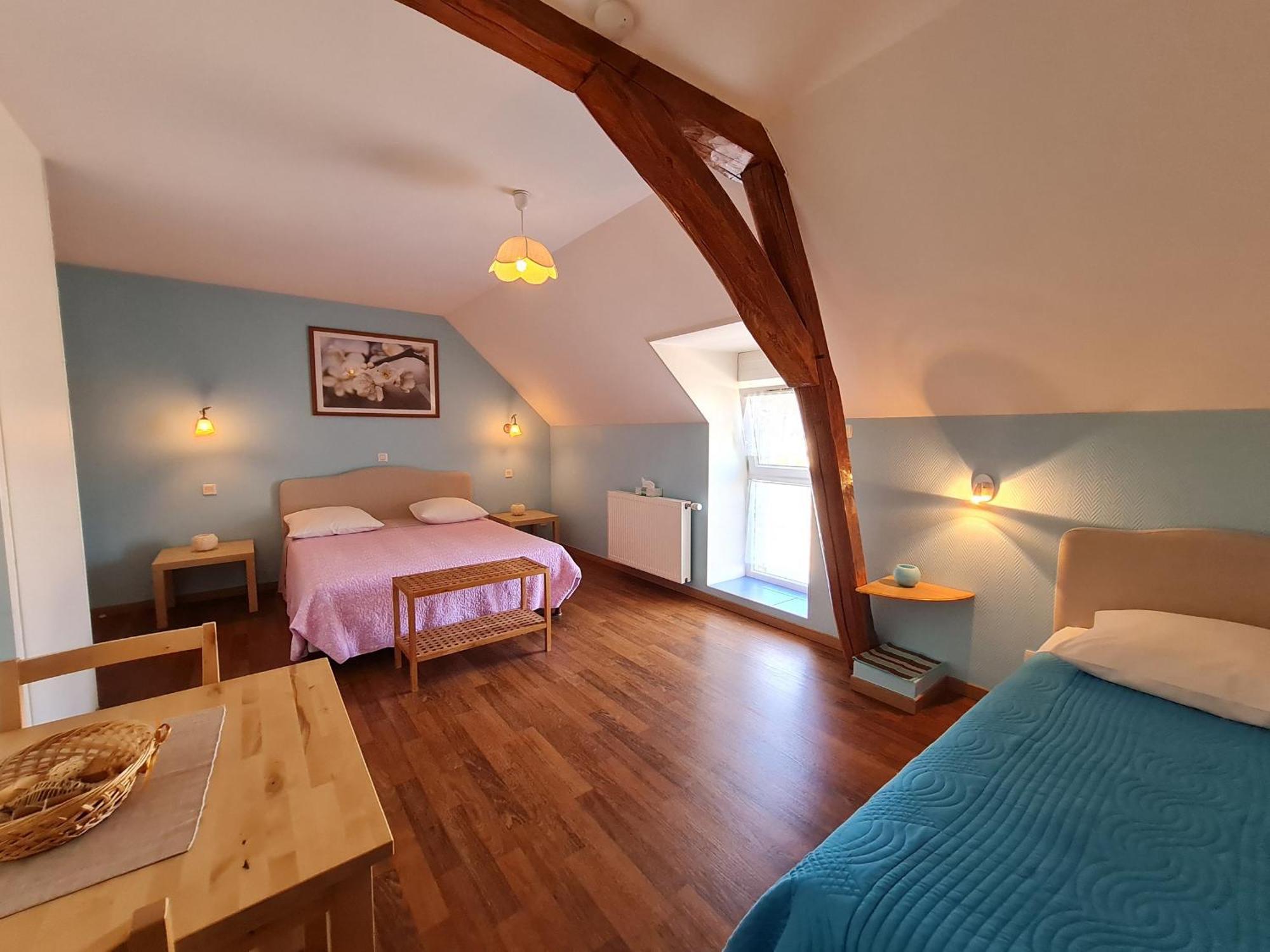 Ferme Renovee Au Calme - 4 Chambres, Petit-Dejeuner Inclu - Fr-1-590-450 Cravant  外观 照片